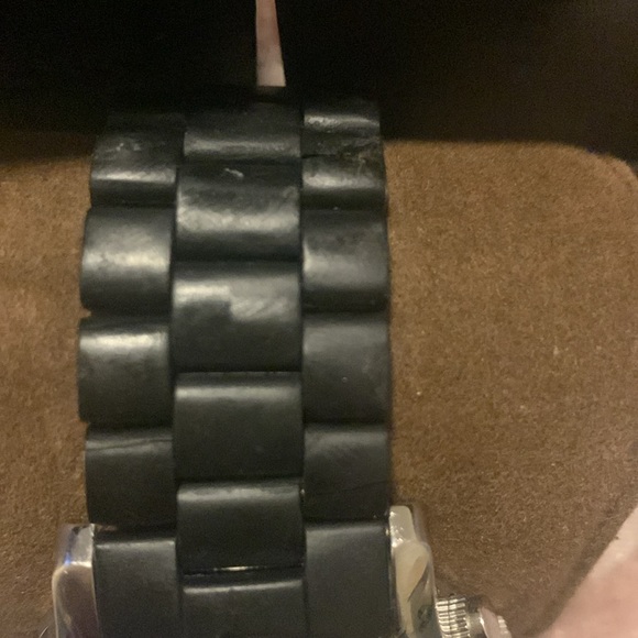 Men Michael Kors watch - Picture 2 of 3